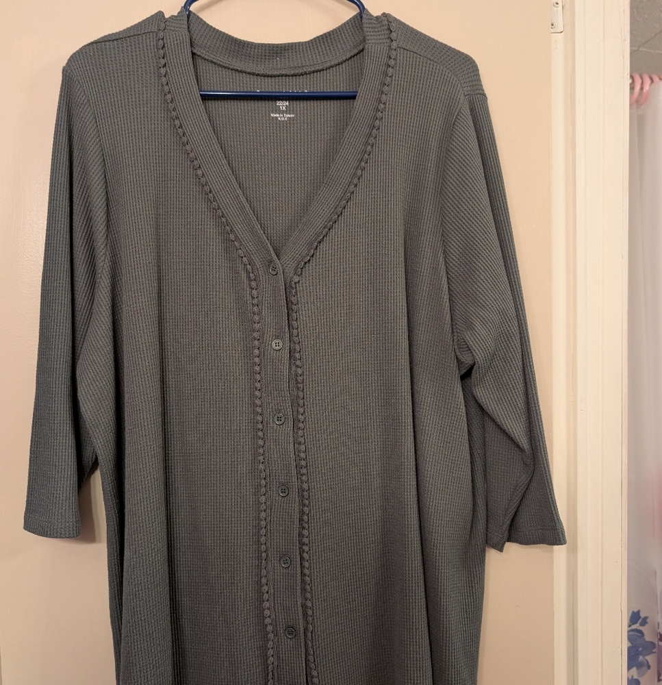 Olive Green Button Down Top, 22/24
